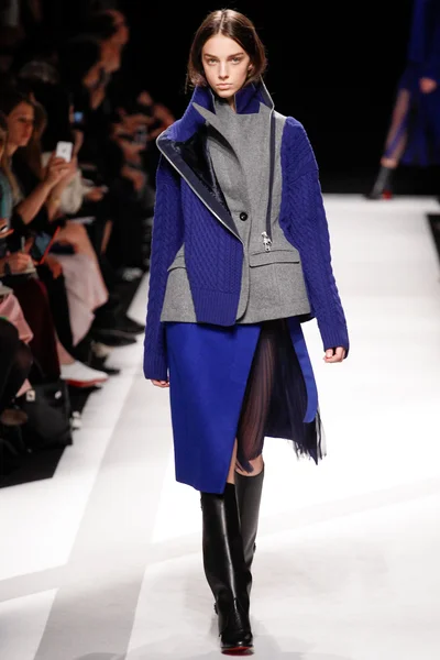 Look 19